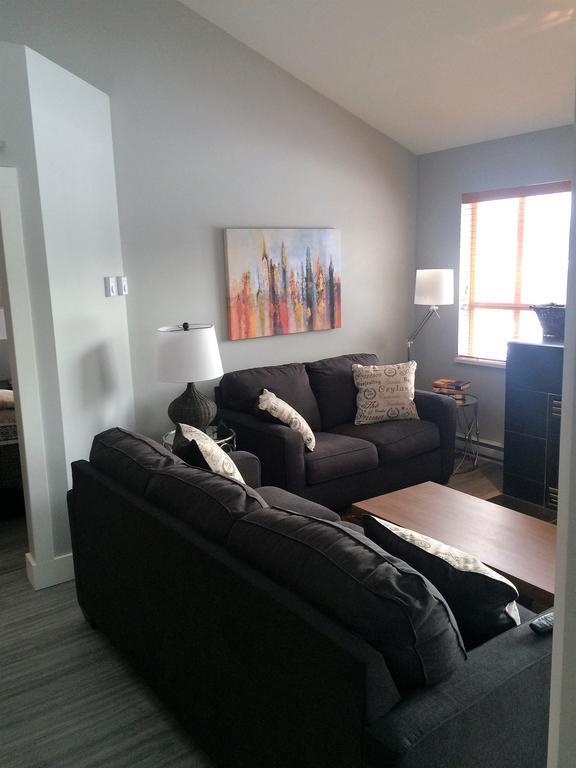 Tyndalstone Lodge 3 Bedroom In The Heart Of Village North Whistler Exteriér fotografie