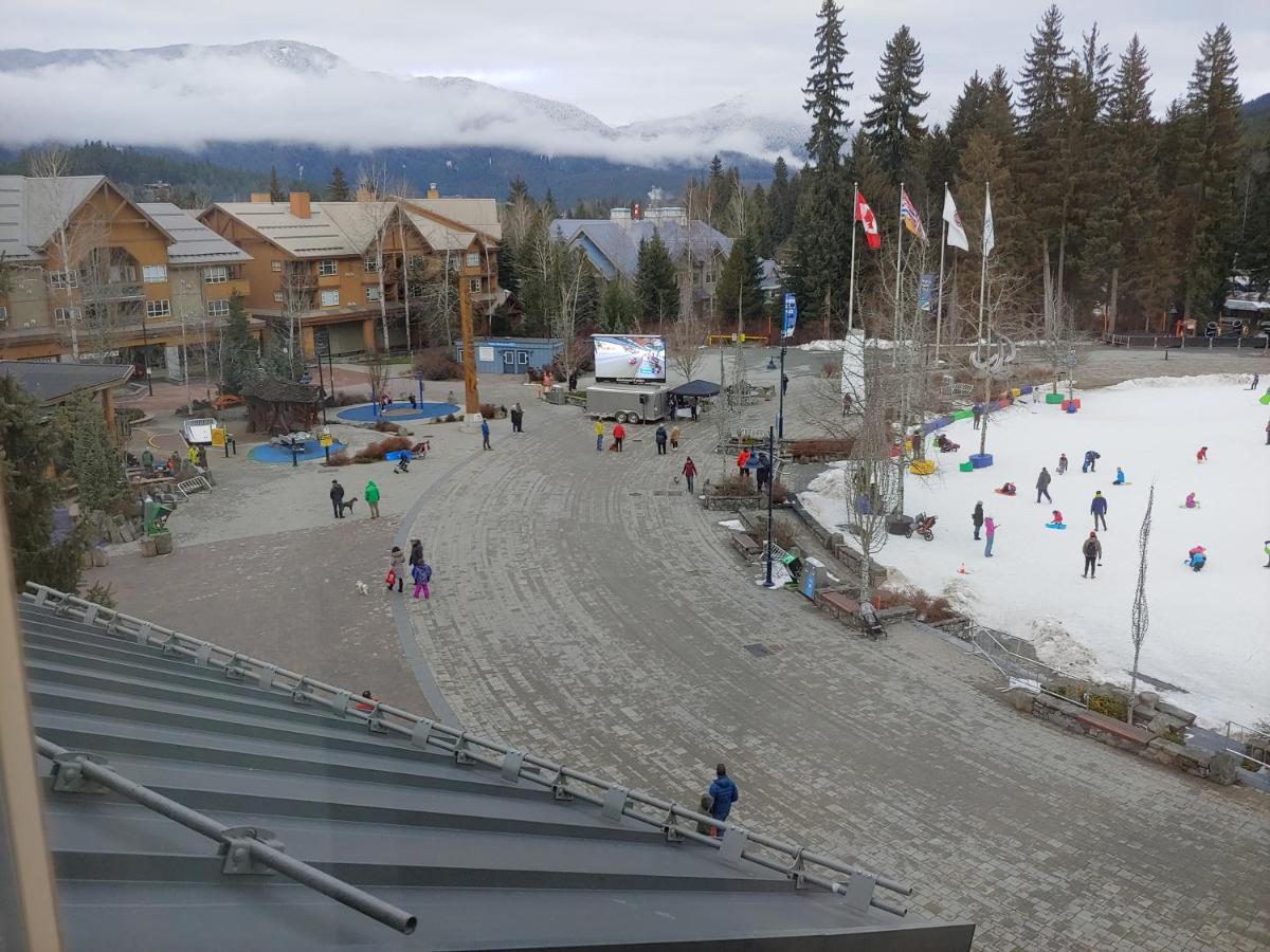 Tyndalstone Lodge 3 Bedroom In The Heart Of Village North Whistler Exteriér fotografie