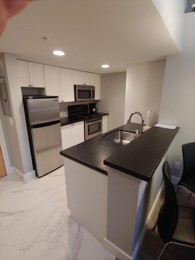 Tyndalstone Lodge 3 Bedroom In The Heart Of Village North Whistler Exteriér fotografie