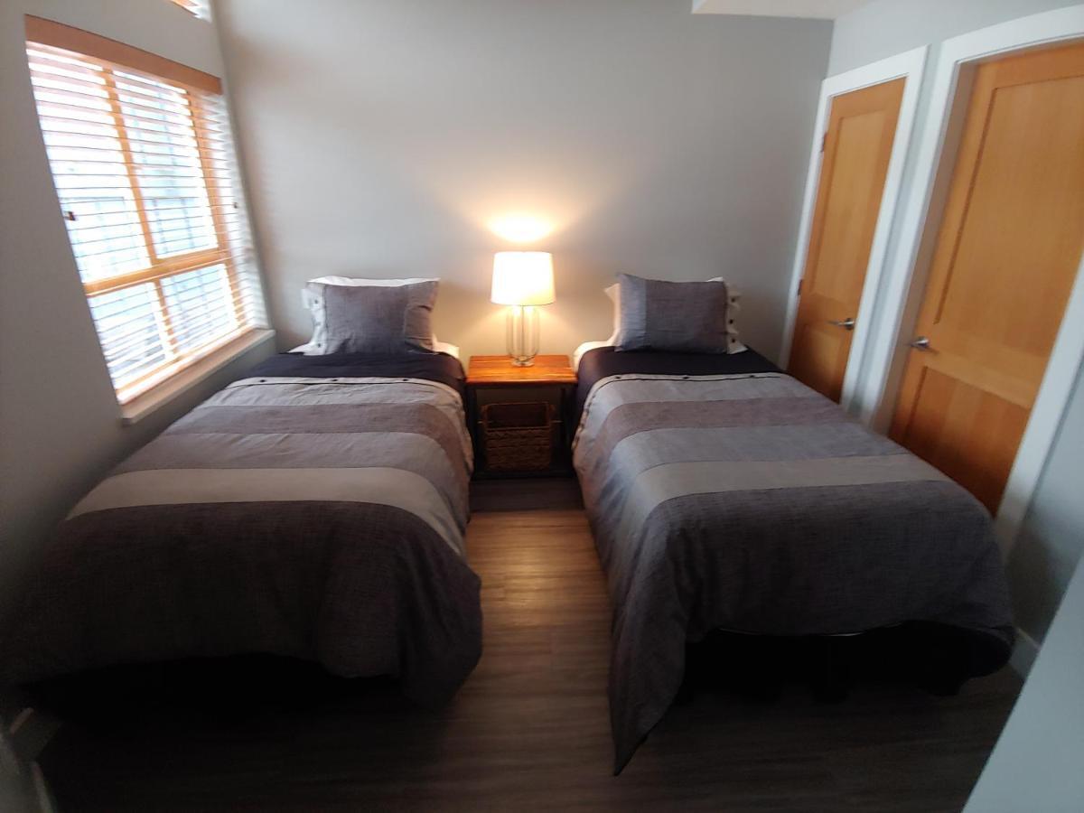 Tyndalstone Lodge 3 Bedroom In The Heart Of Village North Whistler Exteriér fotografie